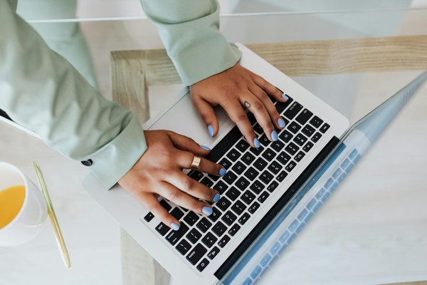 How Is AI Transforming Smartphone User Experiences?